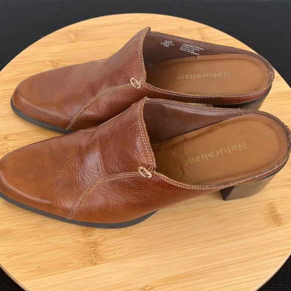 Leather Slip-on Mules Heels Women's Size 7M - Picture 2 of 10